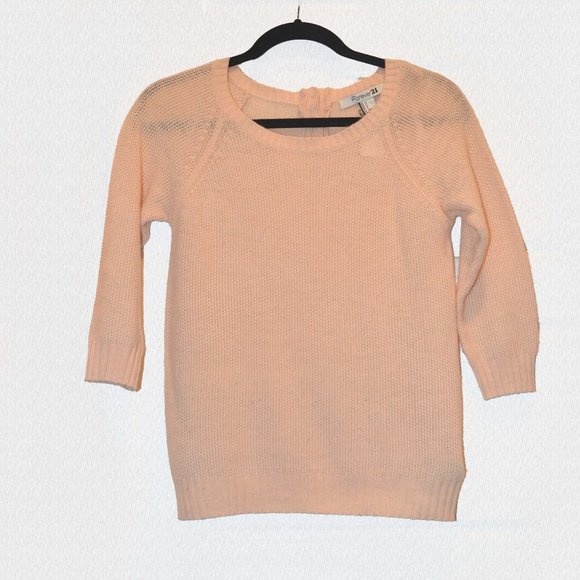 3/$15 🌺Forever 21 Pale Pink knitted sweater - Picture 2 of 8